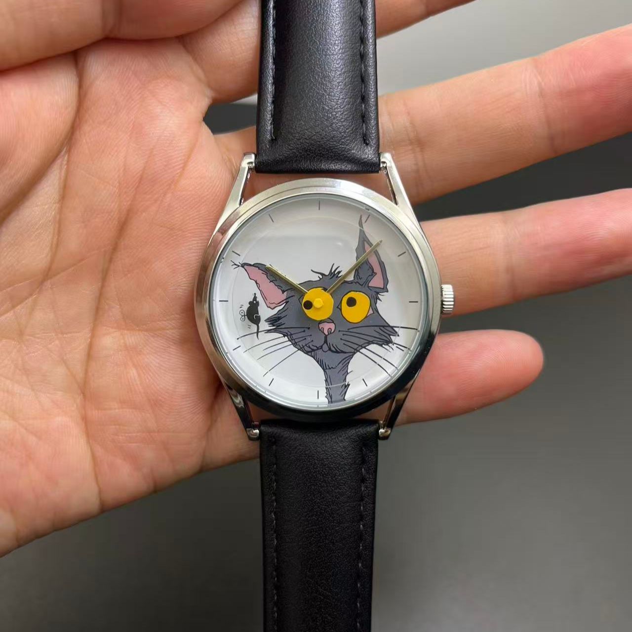 Cat & Mouse Fun Watch